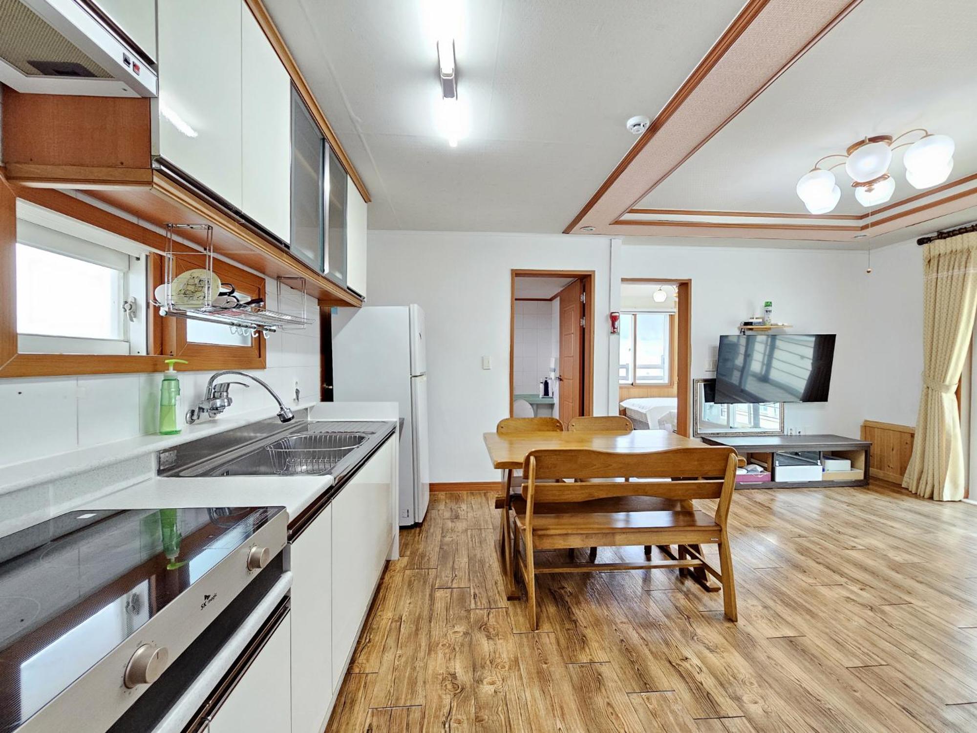Seongsan Sunrise Pension Seogwipo Ngoại thất bức ảnh